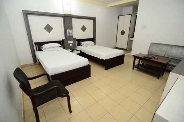 Hotel Little Palace Dibrugarh Exterior foto